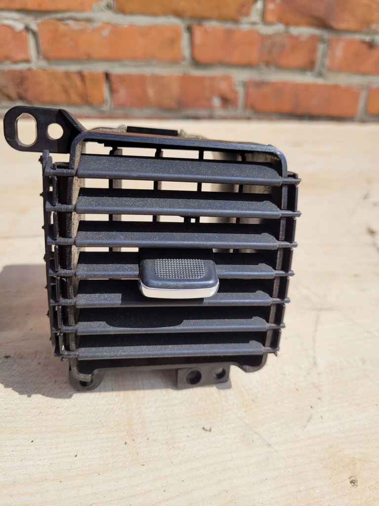 фото №7, Jeep grand cherokee wk fl 08-10 левая решётка воздуховод