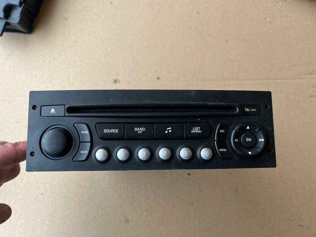 фото №1, Радио cd citroen c4 picasso 2006-2010 96662670xt