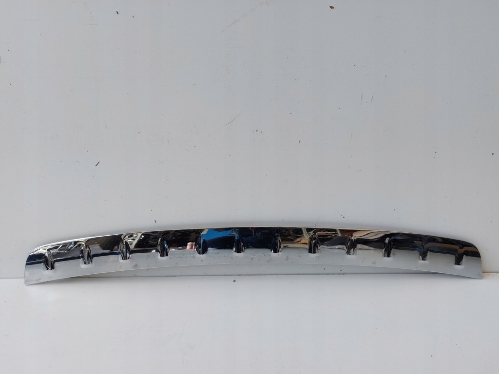 фото №1, Mercedes glb 247 молдинг хром бампера задня 2478859800 оригінал