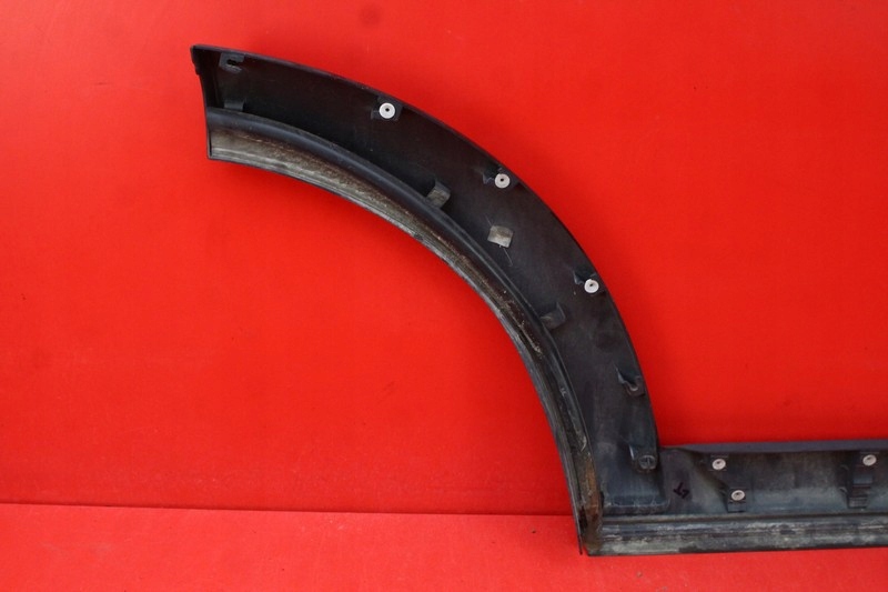 фото №10, Молдинг крыла левый задняя land rover discovery 3 iii 08r