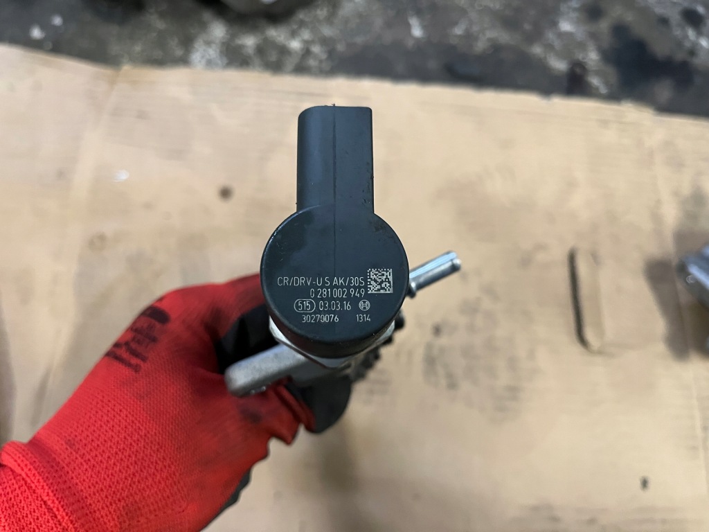 Kompletny система впрыскной bmw b47d20a 2.0 f10 f30 g01 g30 f20 Доставка