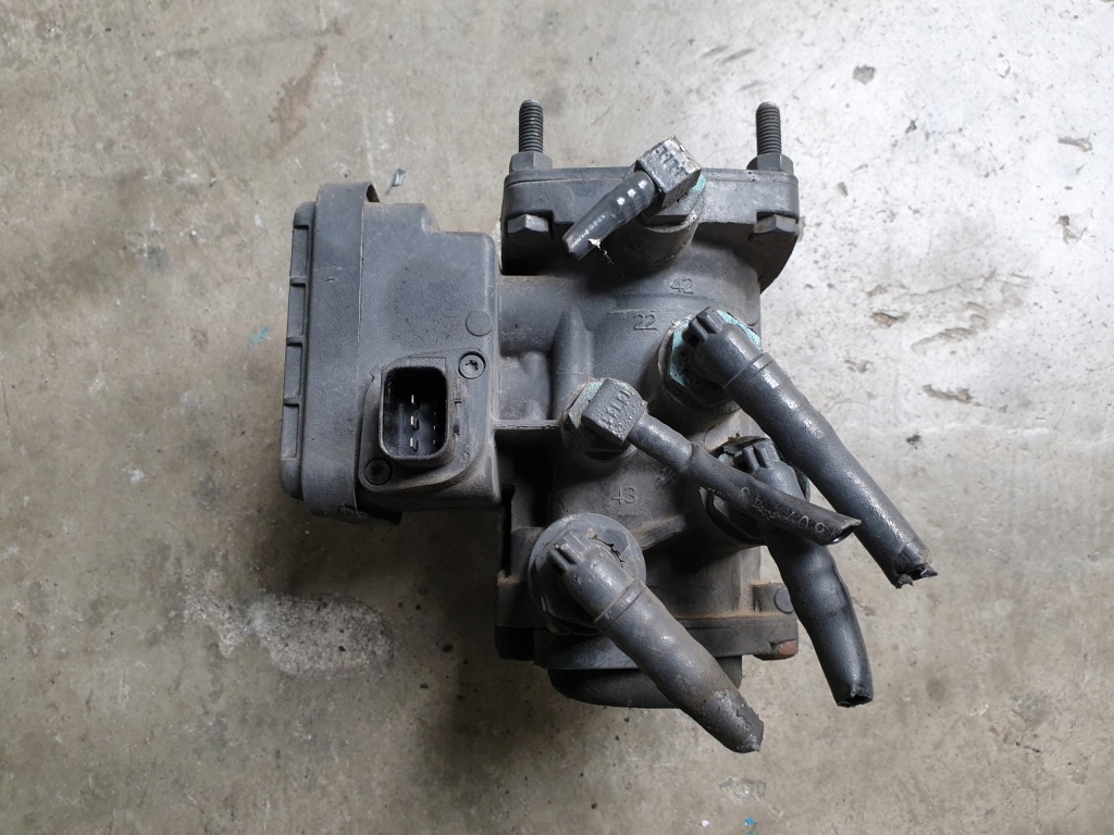 Купить Actros mp4 клапан модулятор тормозов прицепа полуприцепа abs ebs 0014311613