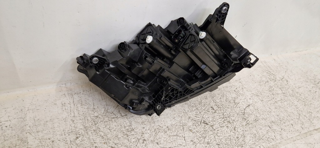 фото №11, Skoda enyaq full led лампа перед передняя левая 2020-2024r