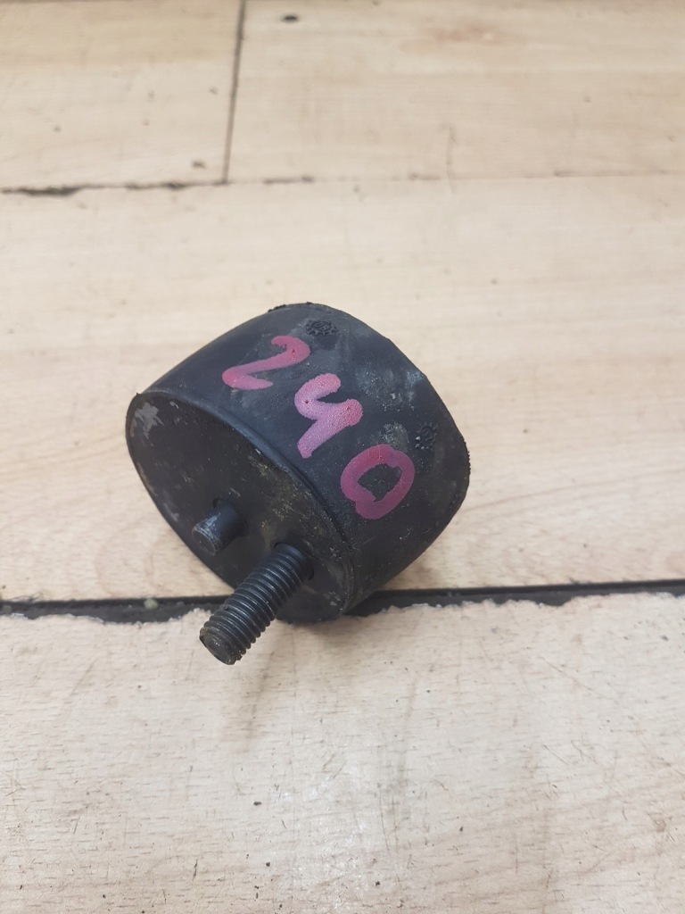 фото №1, Подушка кронштейн двигуна volvo 240 2.4d