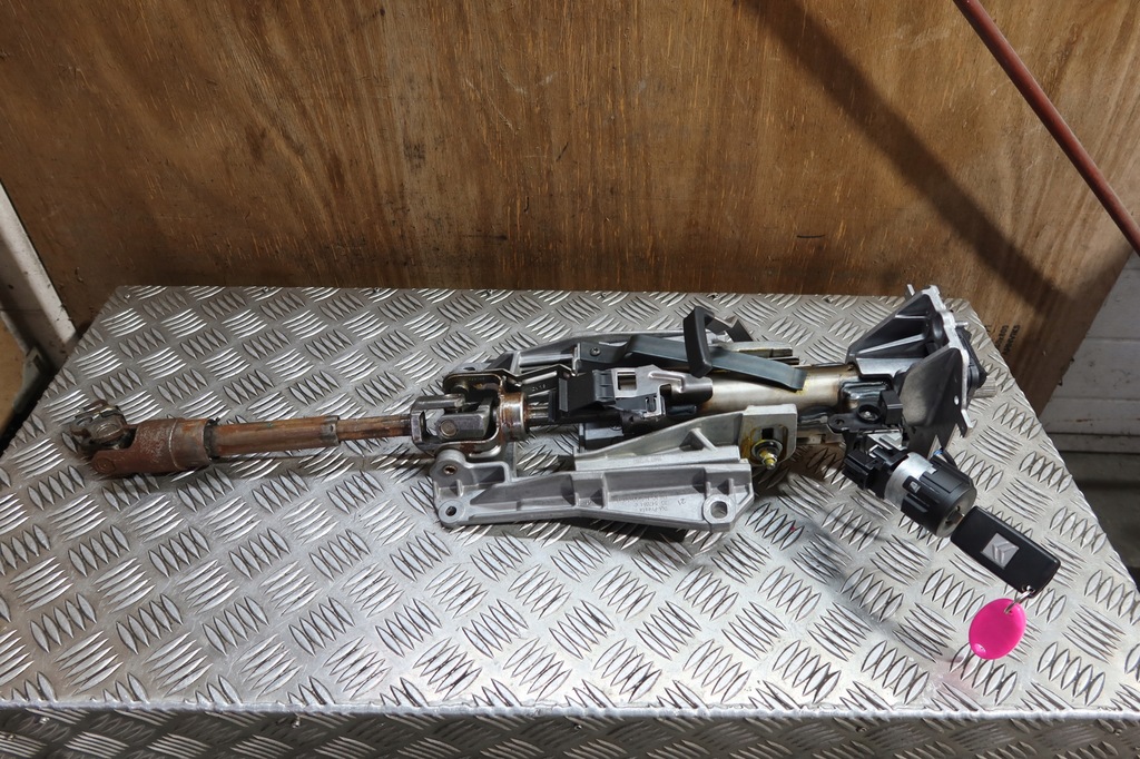 фото №8, Колонка рулевая citroen c5 iii x7 96819480zd