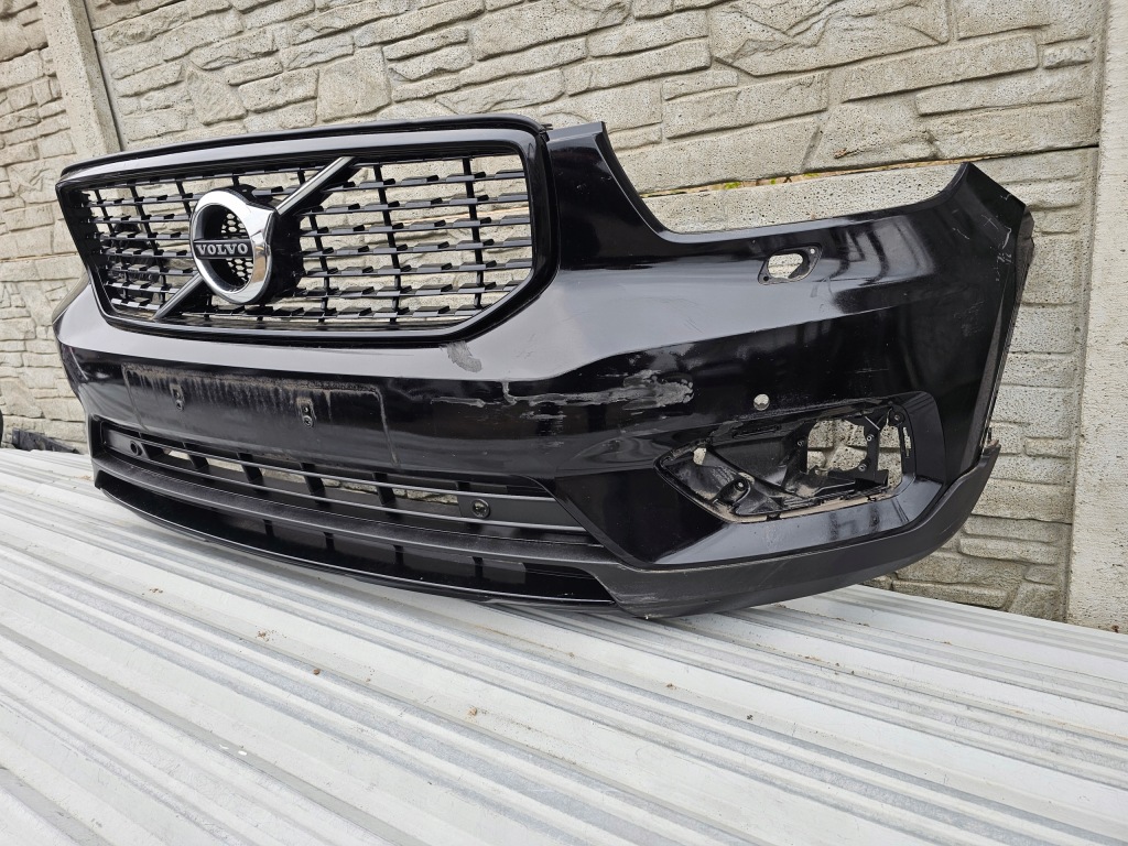 фото №3, Volvo xc40 design r-design бампер перед
