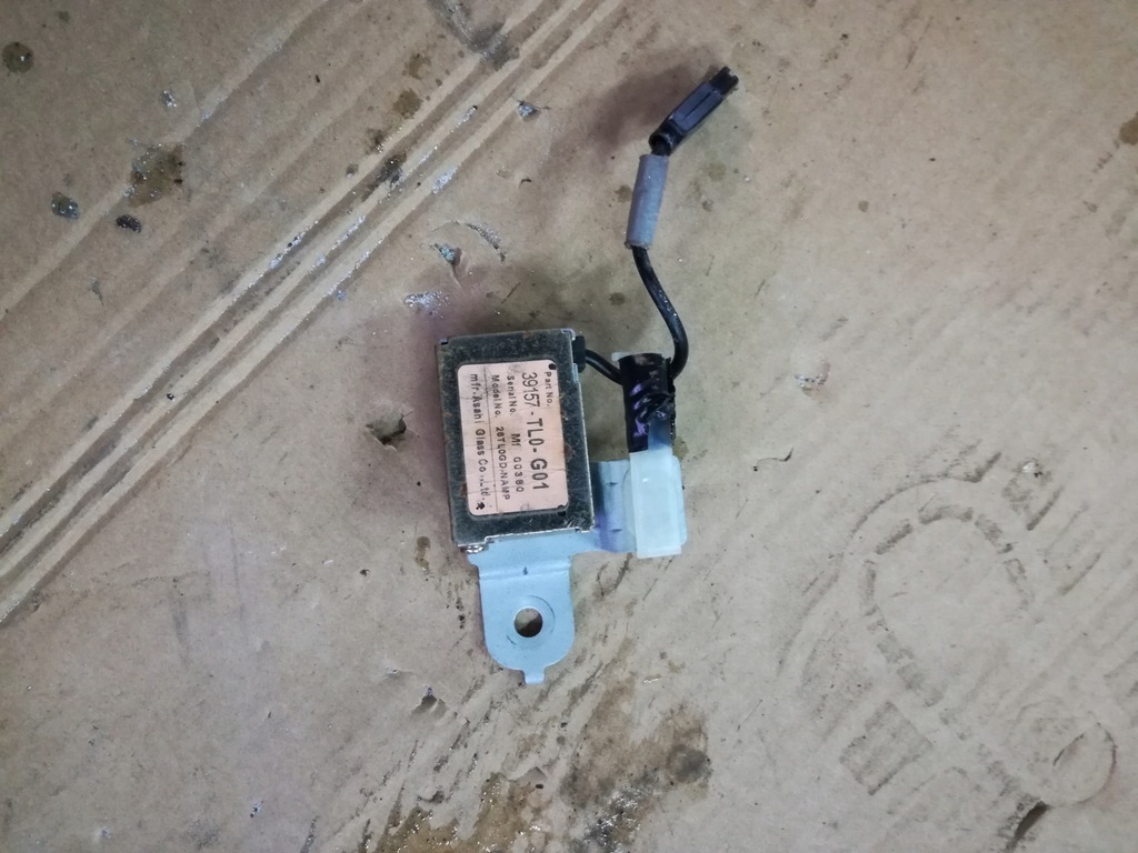 фото №1, Honda accord viii 2008- 15 rok усилитель антенный