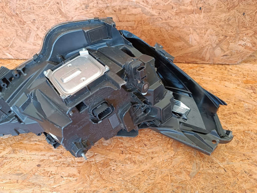 фото №4, Лампа левый перед eu led 260604183r renault clio v 5