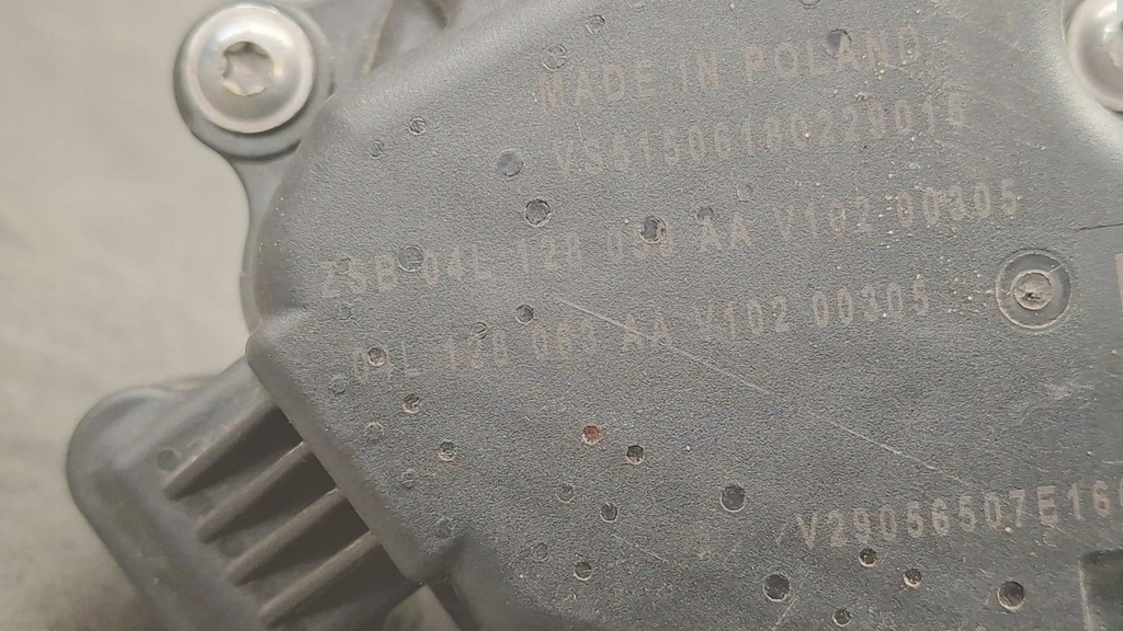 фото №8, 04l128059aa дросельна заслінка повітря vw passat b8 2.0 tdi