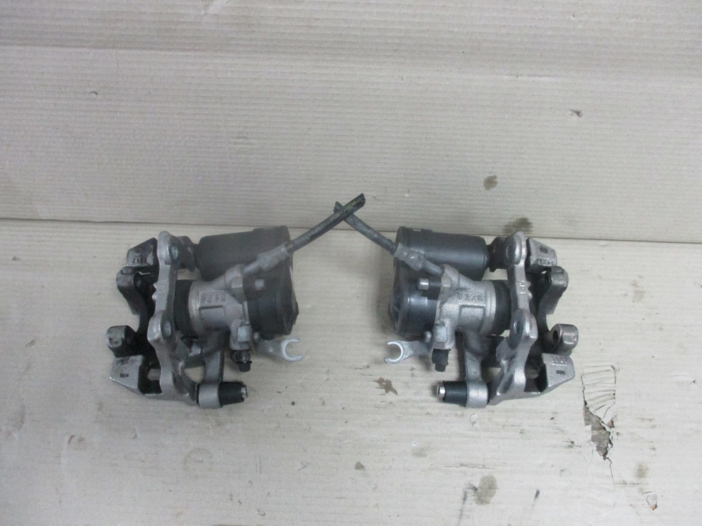 фото №4, Суппорт тормозной задняя mini countryman f60 15-