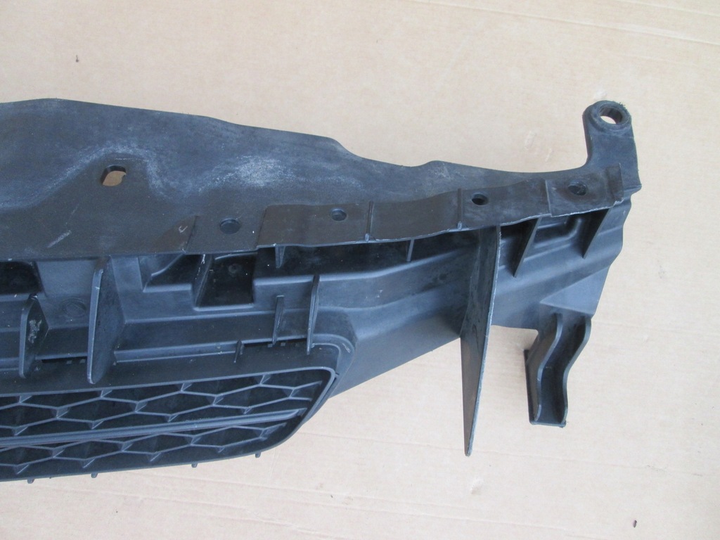 фото №7, Toyota auris i решётка радиатора решётка радиатора перед передняя