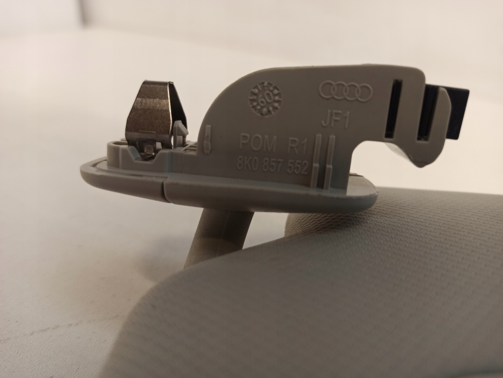 фото №8, Захист сонцезахисні audi a4 b8 8k0857551 / 2