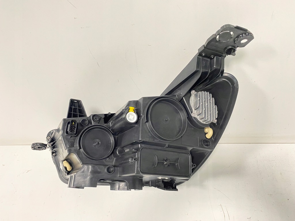 фото №14, Лампа правая передняя перед full led opel grandland x 2016-