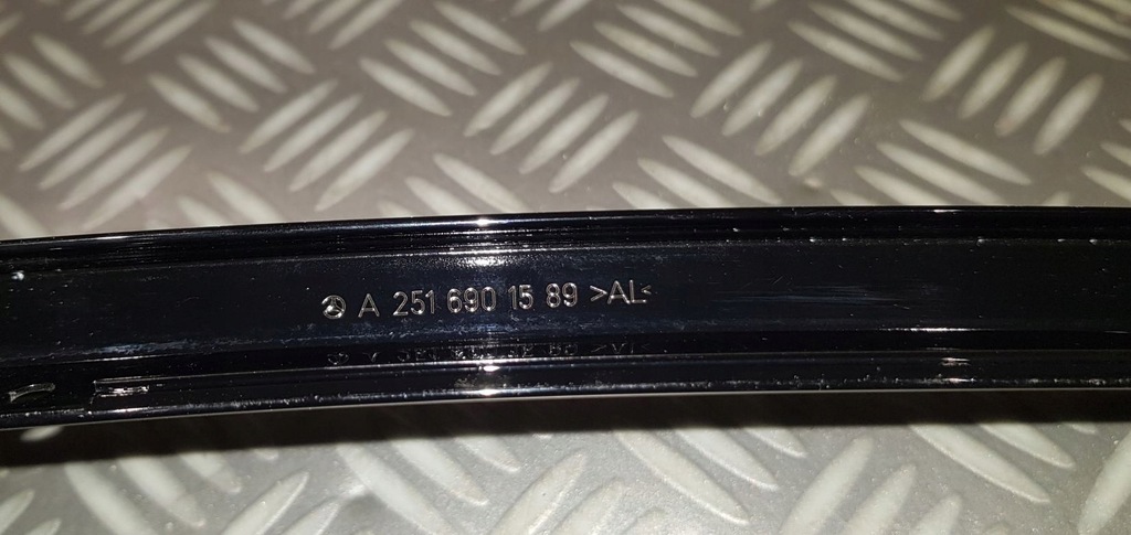 фото №6, Mercedes r w251 молдинг дверь вертикальная левая задняя