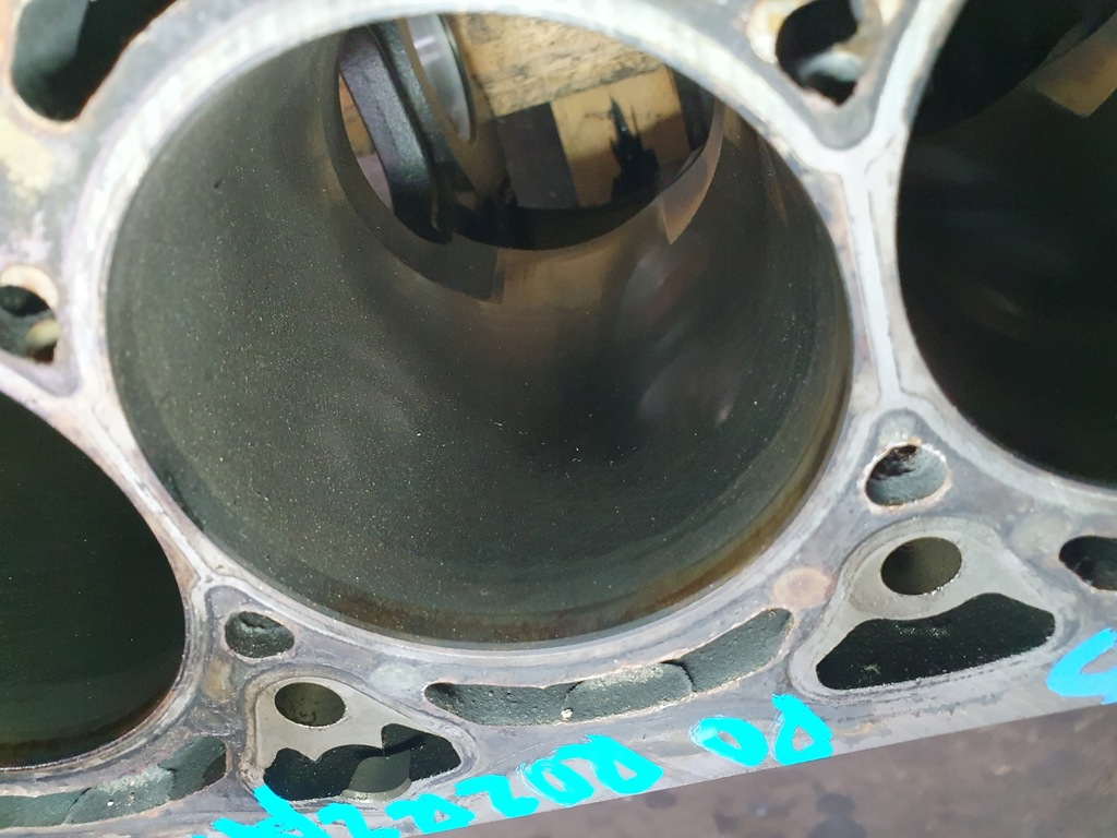 фото №13, Блок dół двигуна голий номінальний 1.8 tfsi cab vw skoda audi