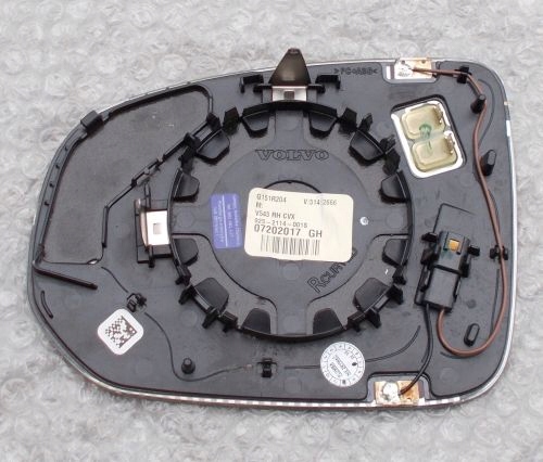 фото №2, Volvo xc60 ii 2017- правый вкладыш фотохромный