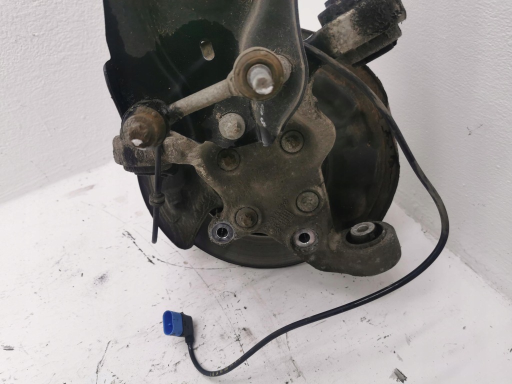 фото №8, Поворотний кулак ступиця лівий задня mercedes b-klasa w246