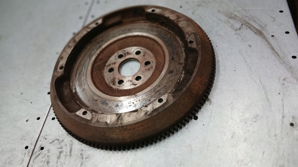 фото №2, Колесо маховик opel corsa c 1.0b 00r r90400169