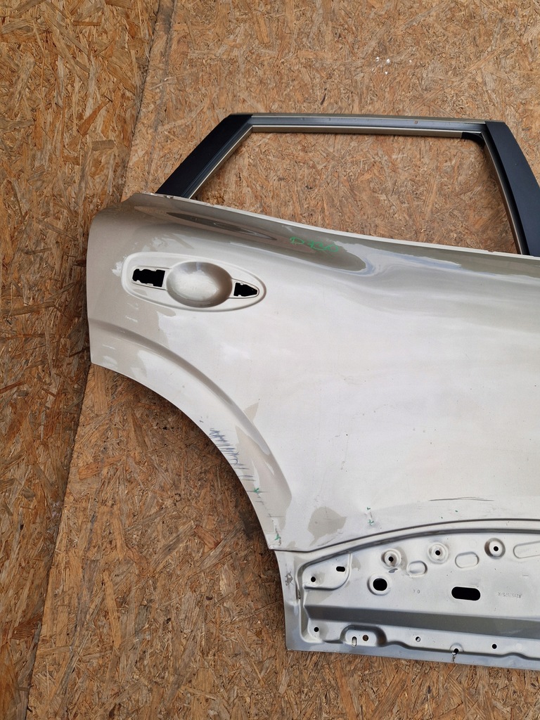 фото №12, Renult kadjar 15- двері правий задня задні 821525757r