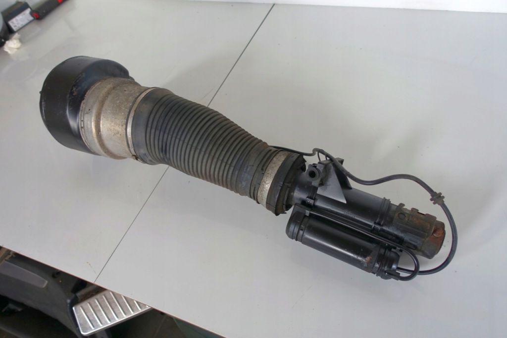 фото №7, Mercedes w221 амортизатор airmatic перед лівий передній s-klasa