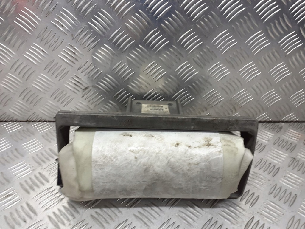 фото №1, Подушка подушка безпеки пасажира chrysler grand voyager p04680809a