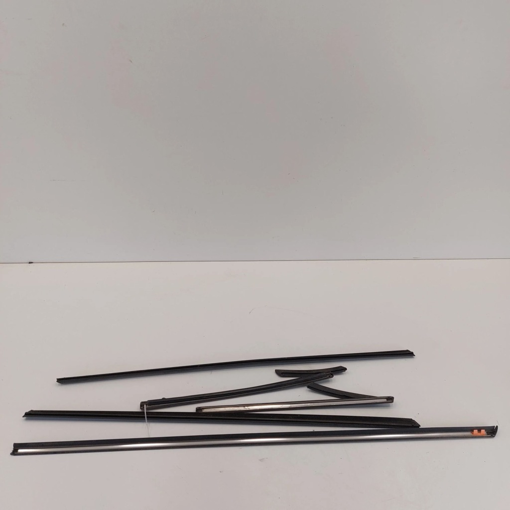 Купить 2015 mini paceman r61 комплект обшивка дверей