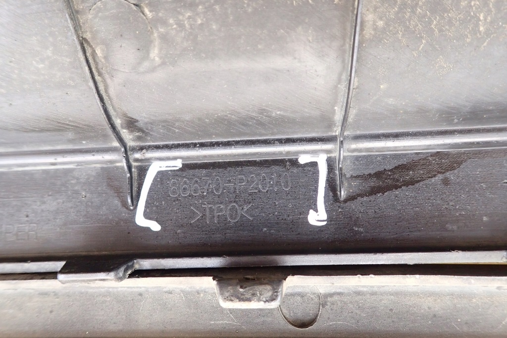 фото №13, Kia sorento iv спойлер молдинг накладка бампера задня задня 86670-p2010 2020-