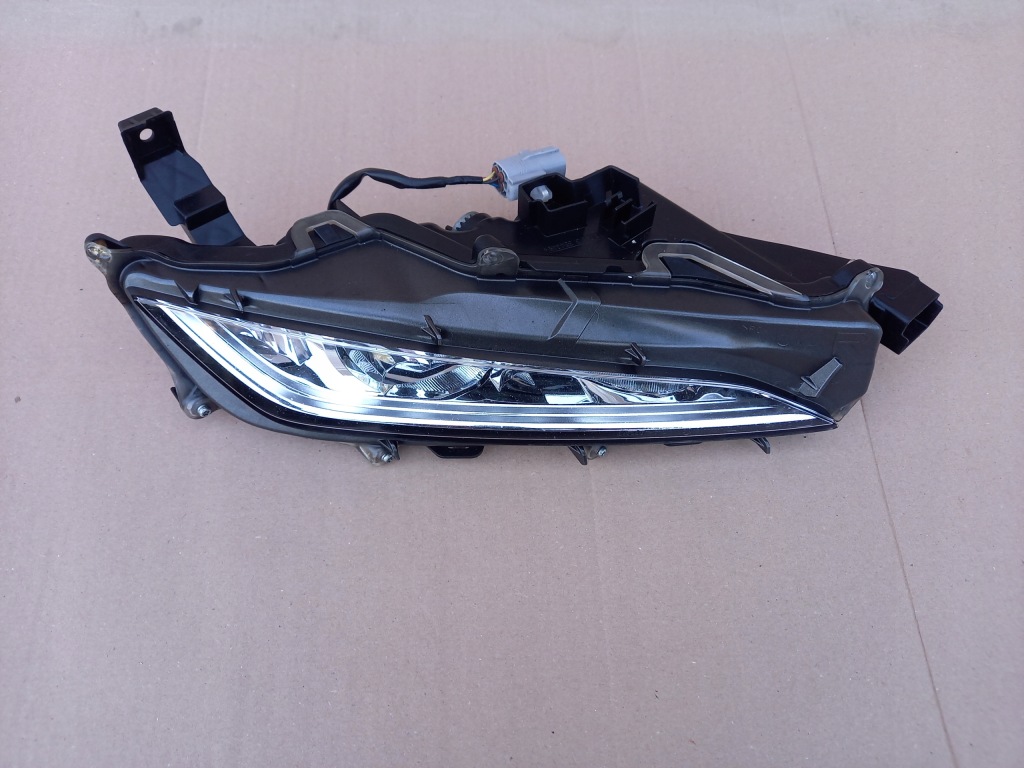 Купити Lexus rx4 рестайлінг  19- протитуманна фара передній правий led drl