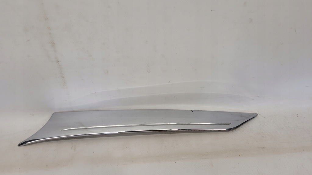 фото №1, Toyota prius молдинг бампер левый перед