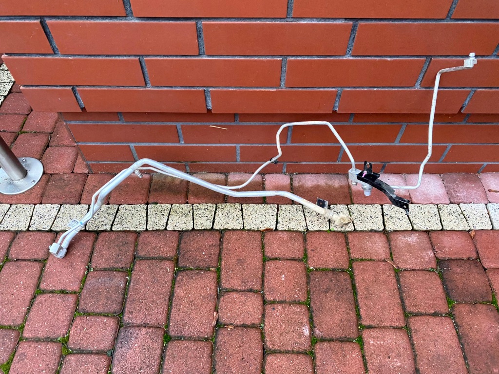 фото №1, Toyota hilux viii 15- шланг трубки трубка кондиционера 88710-0kf80-a