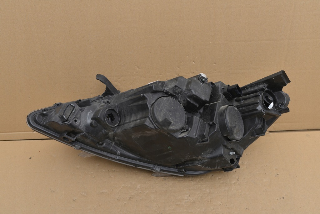 Peugeot 308 t9 рестайлинг  17-20 фара правый  перед линза led 9816990580-00 Оригинал