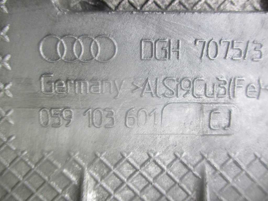 Audi a8 d4 a6 c7 a4 q5 q7 3.0 tdi поддон масляная картер датчик масла Недорого