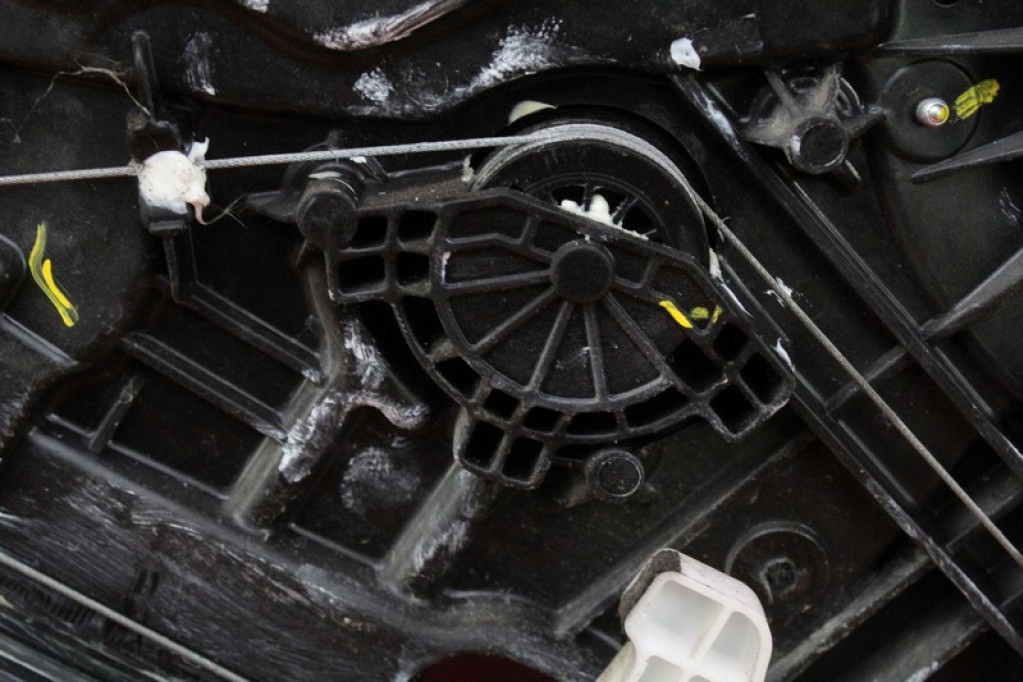 Підйомник скло праві задній 83480-a2041 kia ceed 2 2 універсал 15-18 Недорого