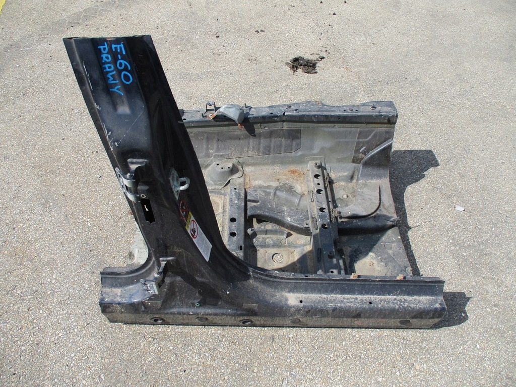 фото №1, Четверть порог блок двигателя bmw 5 e60 правый