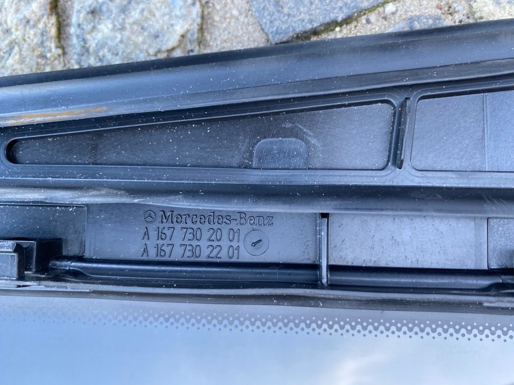 Купити Mercedes 167 gls скло бічна кузовна ліва задній 1677301901 оригінал