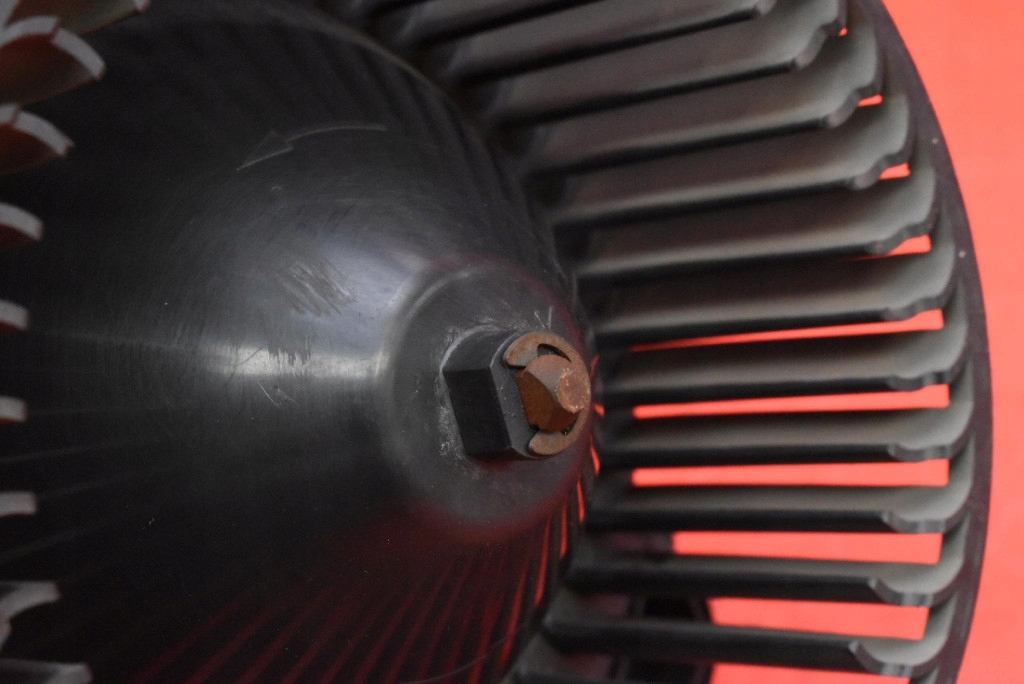 фото №8, Воздуходувка вентилятор обдув eu f00s330024 kia picanto 1 i 04-07