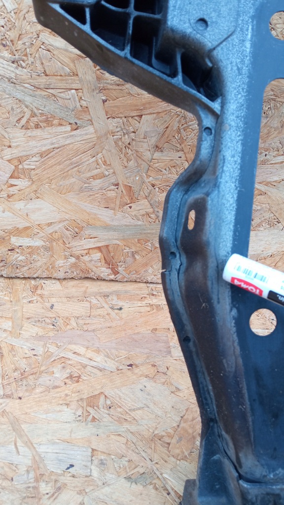 фото №12, Hyundai i10 ii 2 13- pas передний усилитель