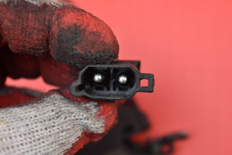 фото №10, Замок капот 9152932 volvo xc70 1 i 98-00