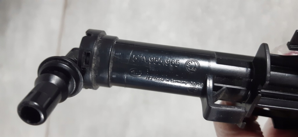 Skoda karoq 17r- омивач фара 57a955965 Оригінал