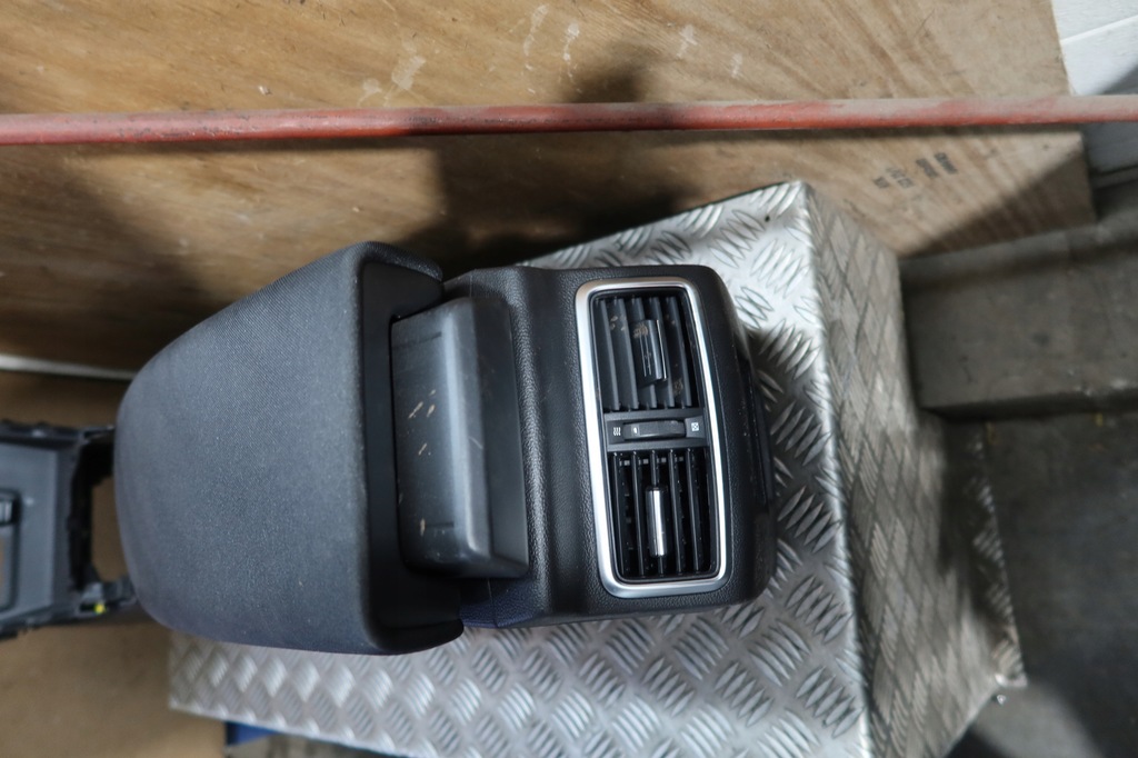 фото №10, Тунель підлокітник megane iv 969103904r