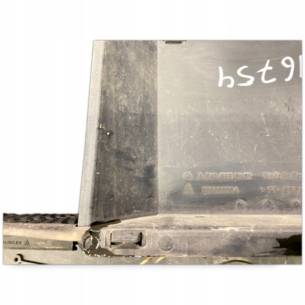 Купити A9608801790 mercedes-benz решітка, нижня