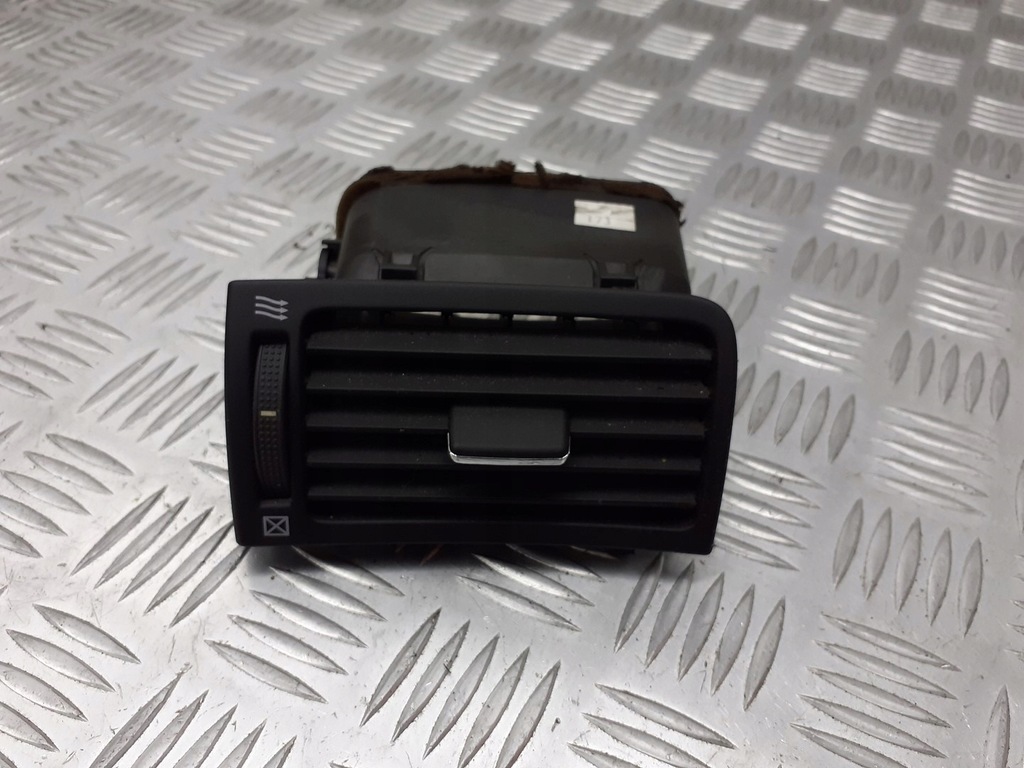 фото №1, Решётка обдув левая toyota avensis t25