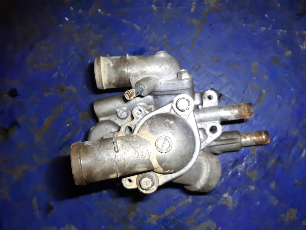 фото №1, Mitsubishi lancer 1.8 4b10 термостат корпус