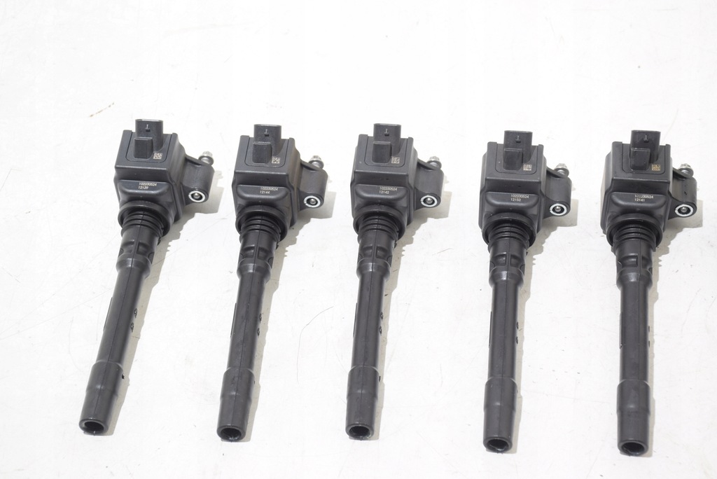 фото №10, Bmw g30 g11 g15 g16 g05 g06 g07 n63b44d 4.4 катушка зажигания - комплект 8-szt