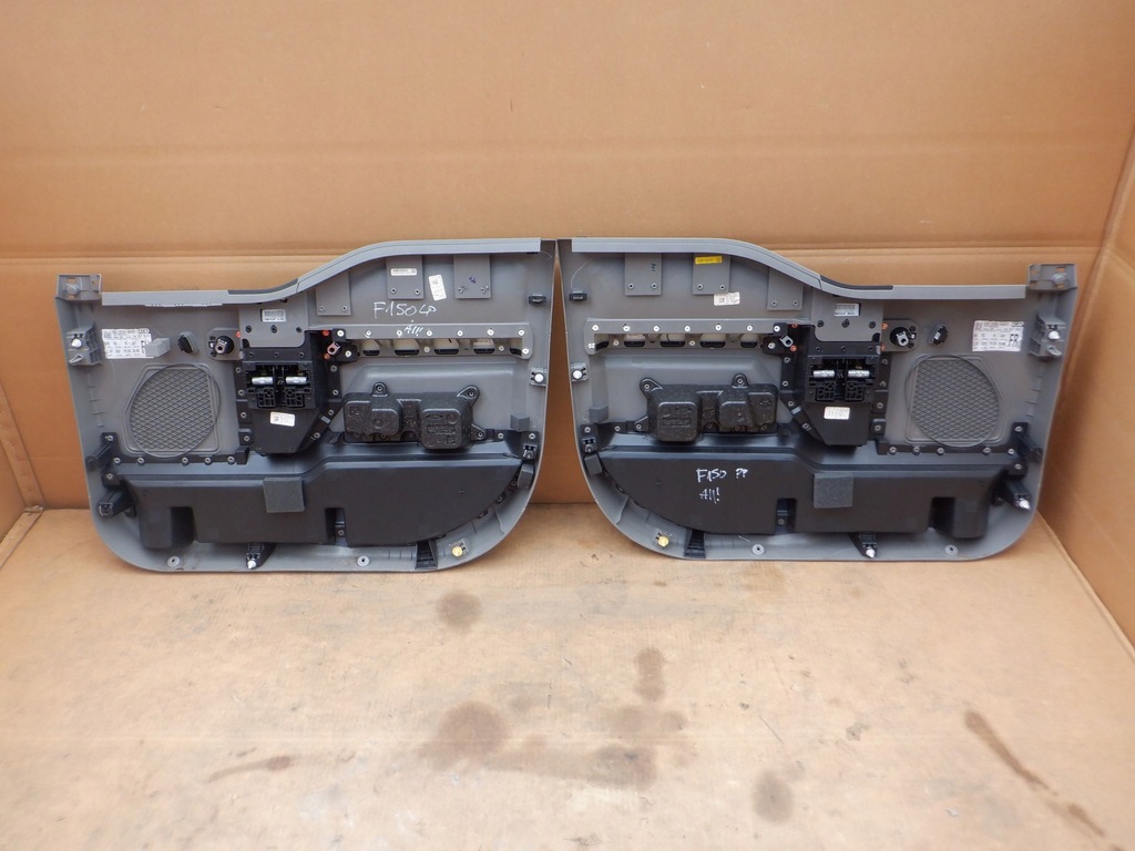 фото №8, Обшивка левый правый дверь ford f150 xl 2015-2020