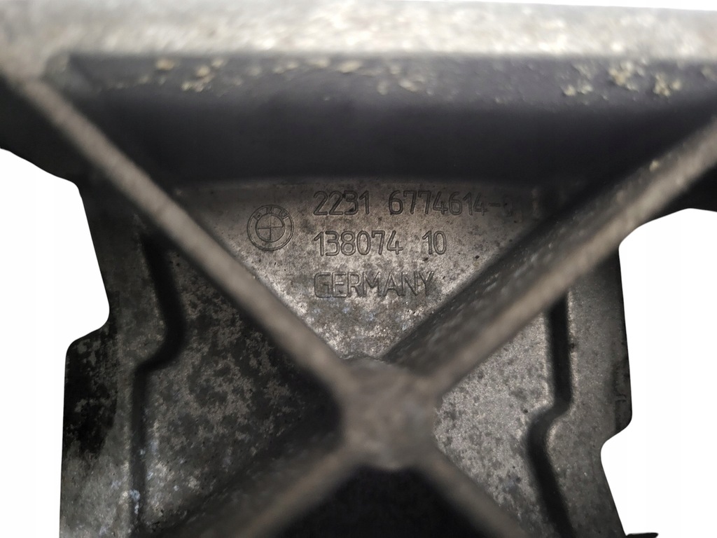 фото №7, Кронштейн коробки передач bmw e60 e61 13807410