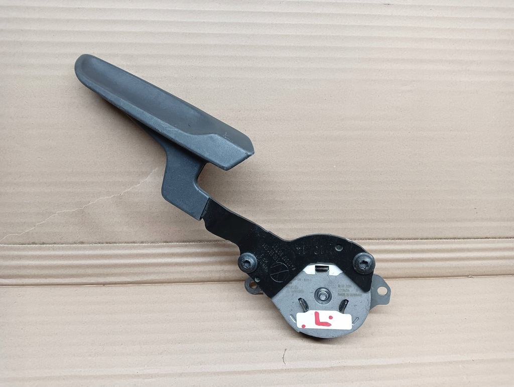 фото №1, Важіль ліва ручка механізм регулювання сидіння vw passat b8