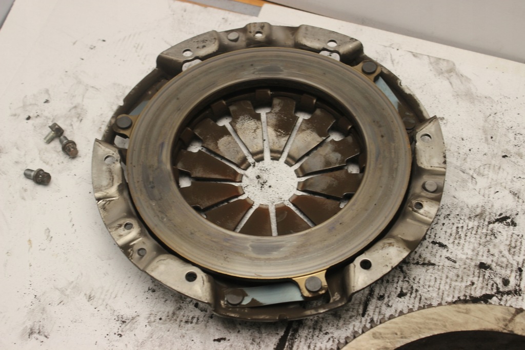 фото №6, Mitsubishi lancer viii 1.5 b 07r- зчеплення диск притиск комплект