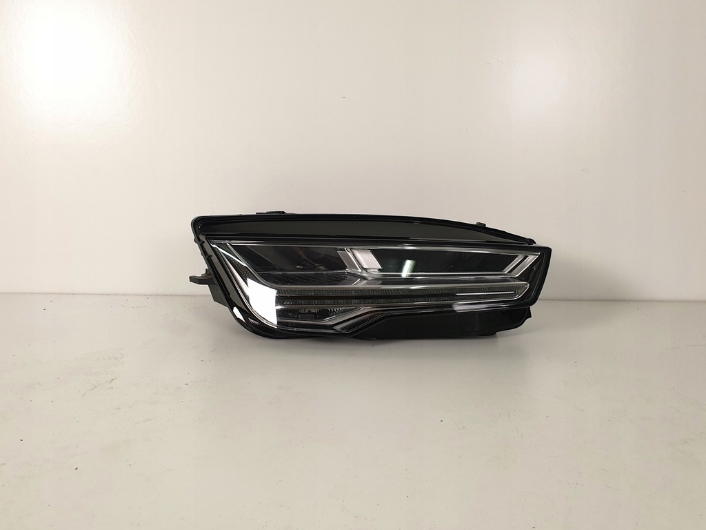 фото №1, Audi a7 s7 4g8 лампа правая перед matrix