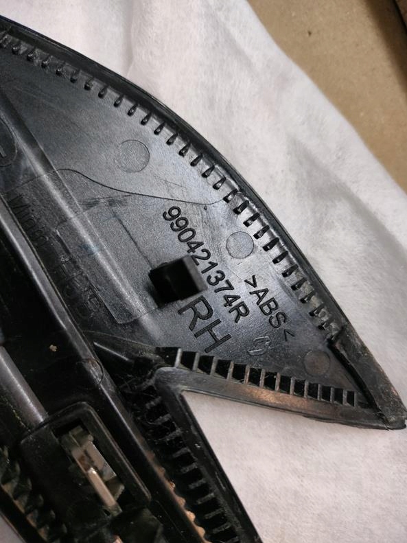 фото №6, Молдинг крила перед права хром renault captur ii оригінальний номер